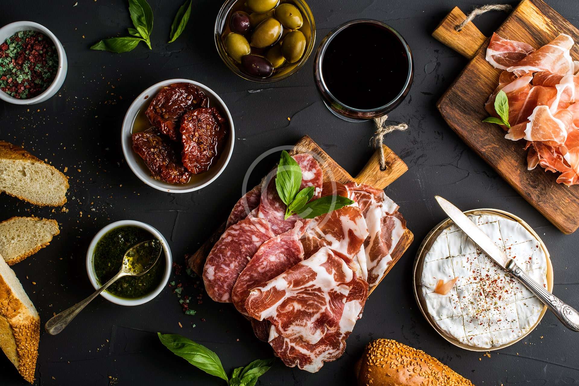 Canada art and food lovers