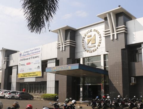 MOU dengan Perguruan Tinggi Internasional