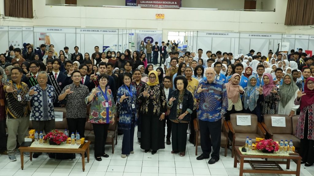 Career Day Institut Digital Ekonomi LPKIA 2026 63 Perusahaan Hadir, Ratusan Peluang Karier Dibuka untuk Mahasiswa dan Alumni 2026 image 2026