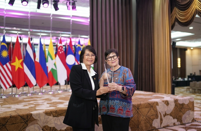 Prestasi rising star huawei asia